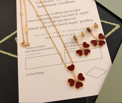 [Aura Jewels] Gold-tone Red Heart Pendant