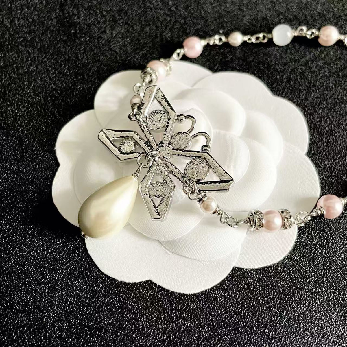 [Aura Jewels] Bow & Pearl Double C Pavé Diamond Necklace