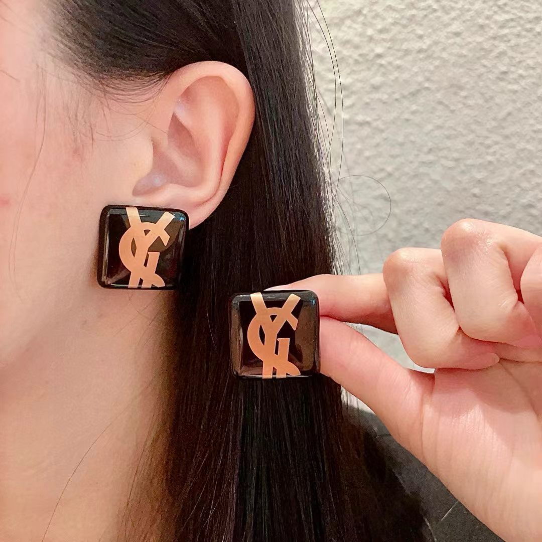 [Aura Jewels]Classic Letter Earrings
