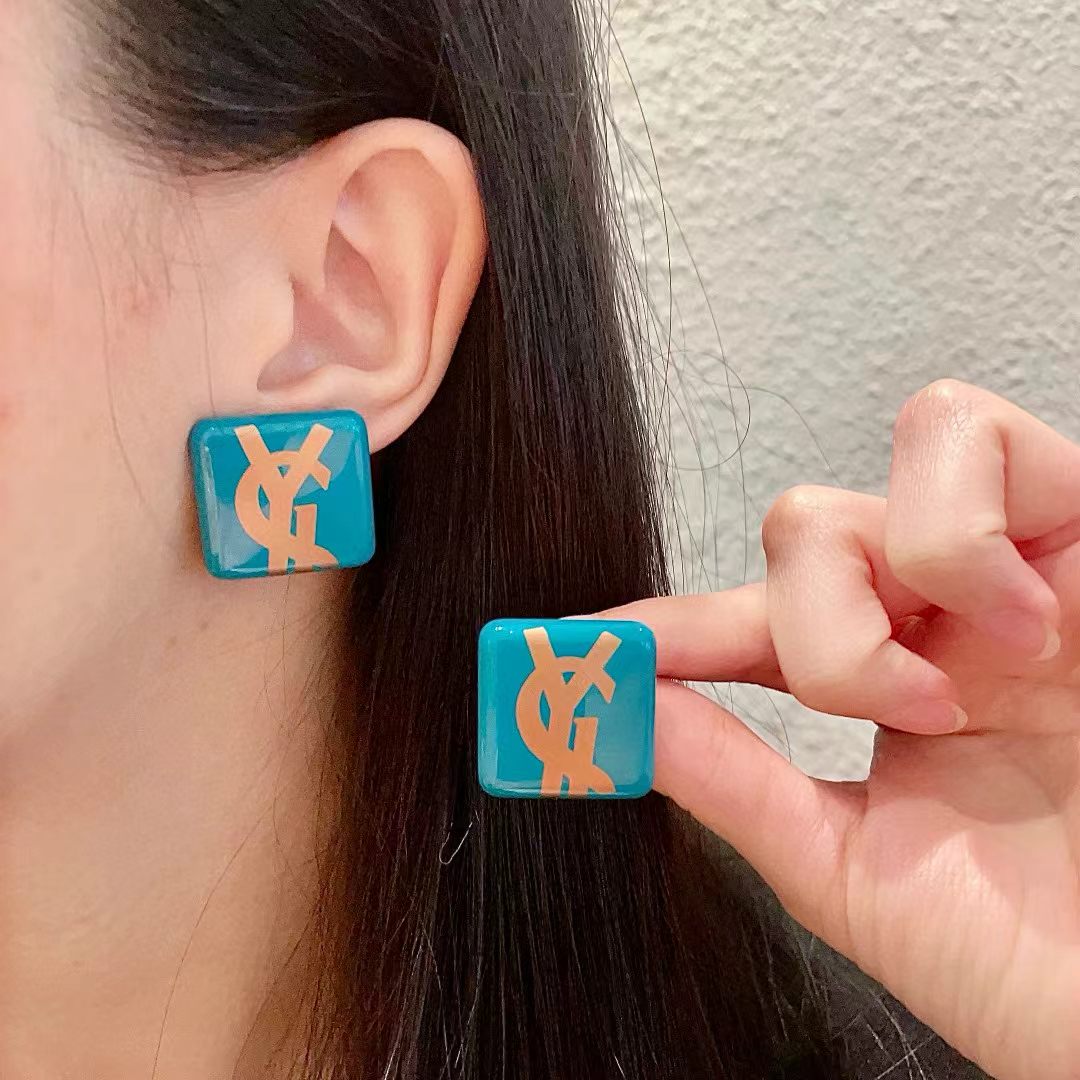 [Aura Jewels]Classic Letter Earrings