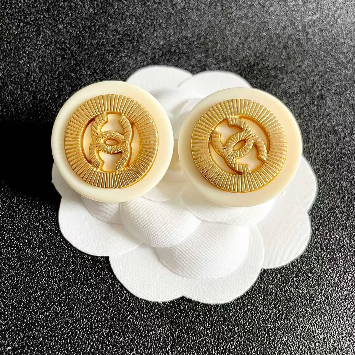 [Aura Jewels]Classic Double C Earrings