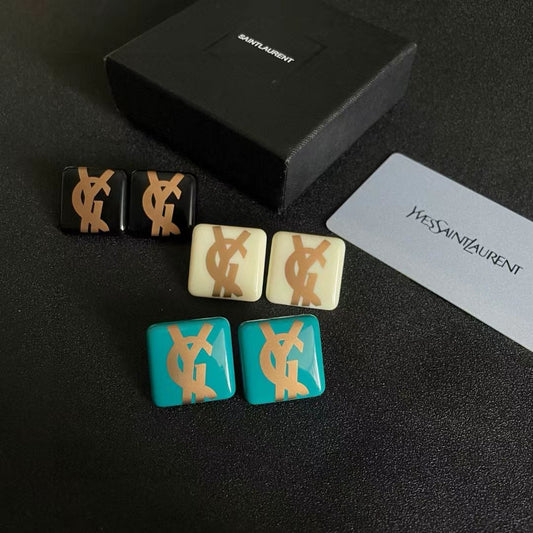 [Aura Jewels]Classic Letter Earrings
