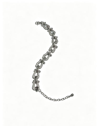 ¡®Aura JewelsDiamond-studded Horseshoe Bracelet