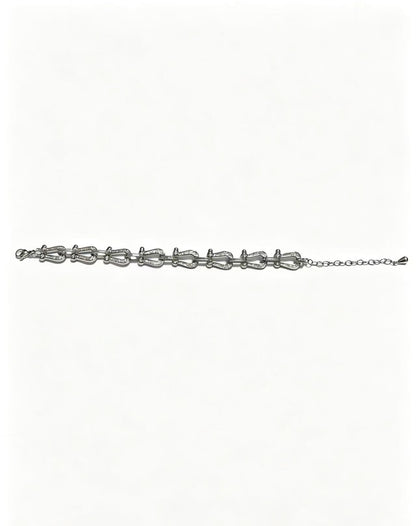 ¡®Aura JewelsDiamond-studded Horseshoe Bracelet