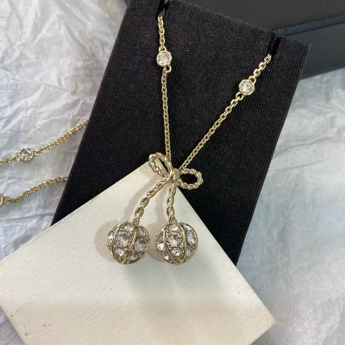 [Aura Jewels] Cherry Crystal Pavé Necklace & Stud Earrings& SeracelettB