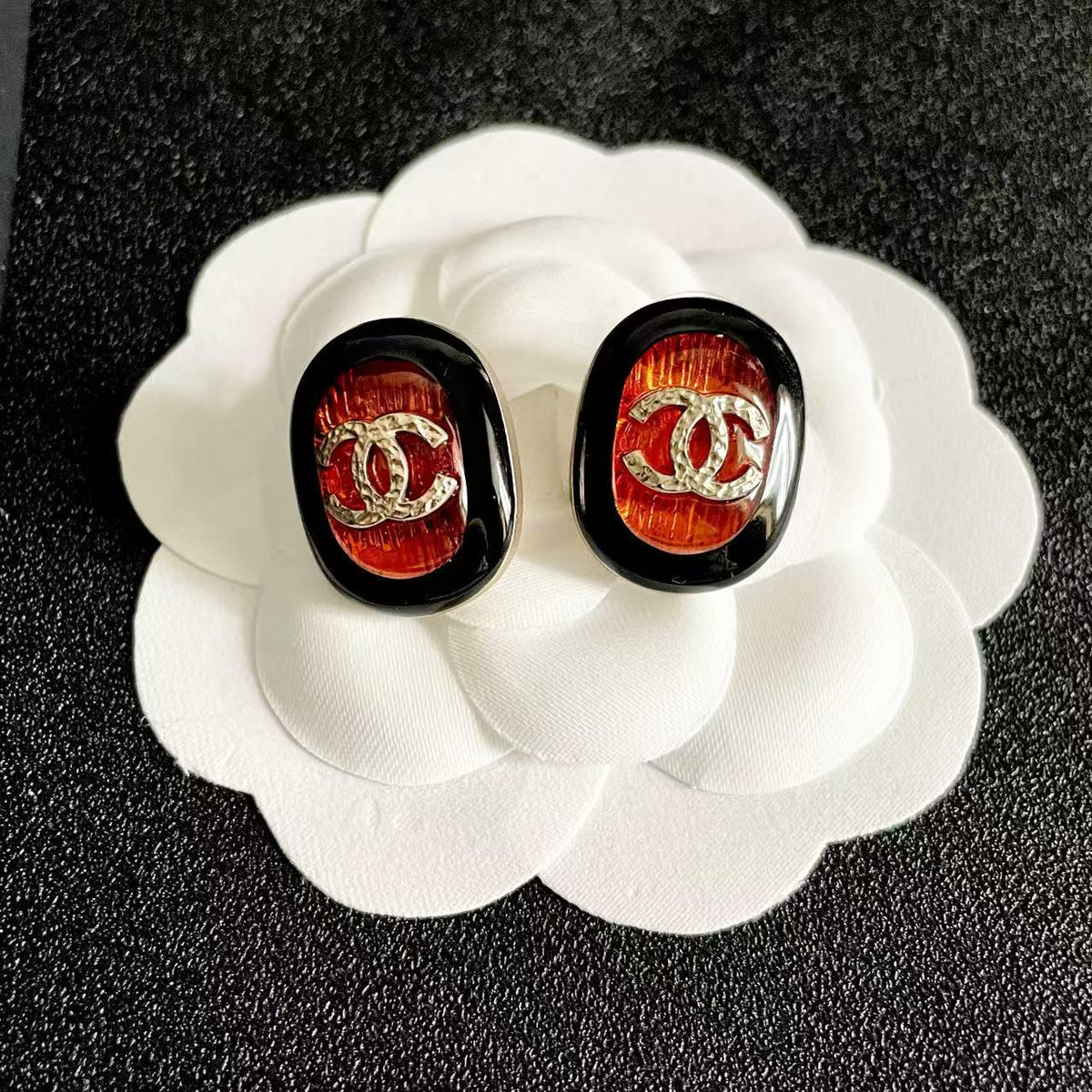[Aura Jewels]Amber & Glass Stud Earrings