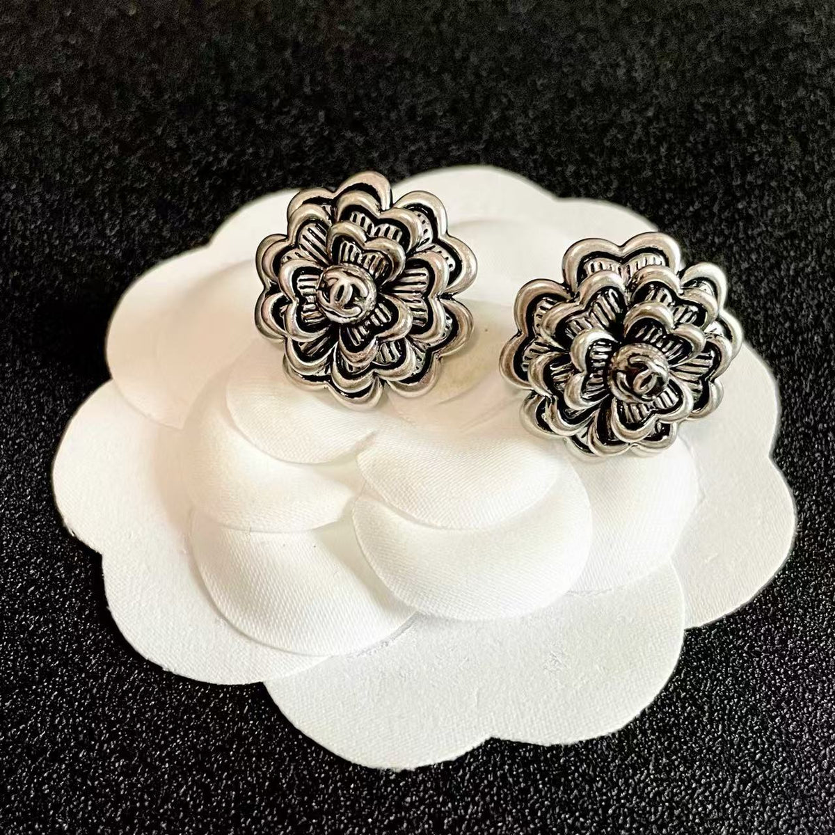[Aura Jewels]Vintage Camellia Earrings
