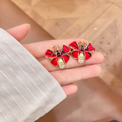 [Aura Jewels] Ladybug Enamel & Faux Pearl Clip-On Earrings