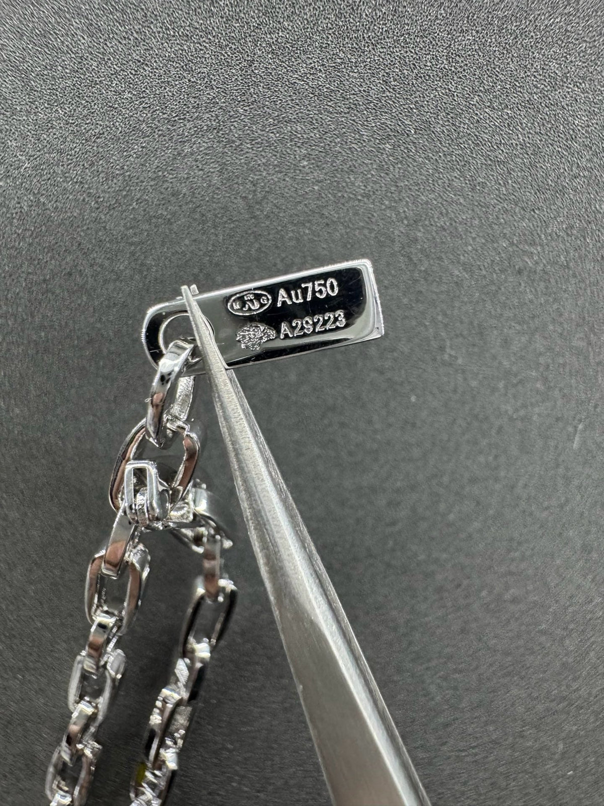 [Aura Jewels] Move Link Pave Diamond Chain Necklace