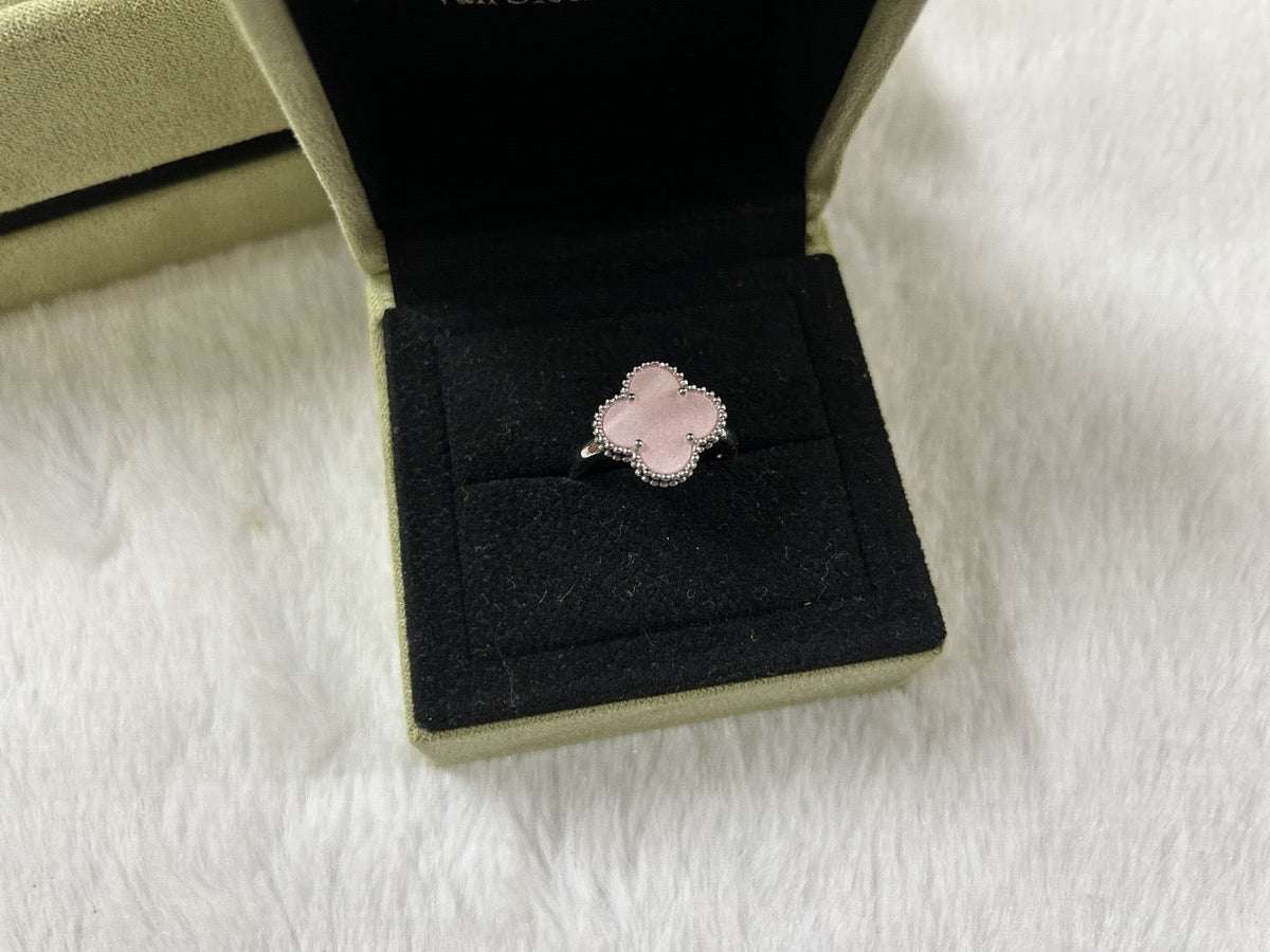 [Aura Jewels]Pink Clover Ring