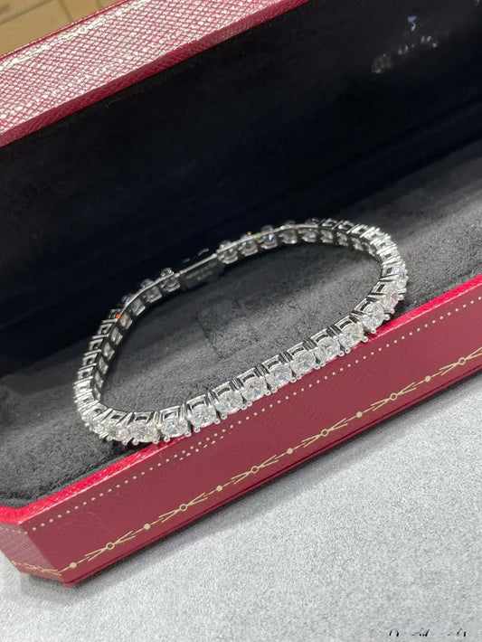 [Aura Jewels] TENNIS BRACELET WITH FULL DIAMOND SETTING