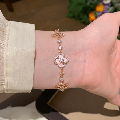 ¡®Aura Jewels¡¯CLOVER 5 MOTIF PINK BLUE RED WHITE BRACELET