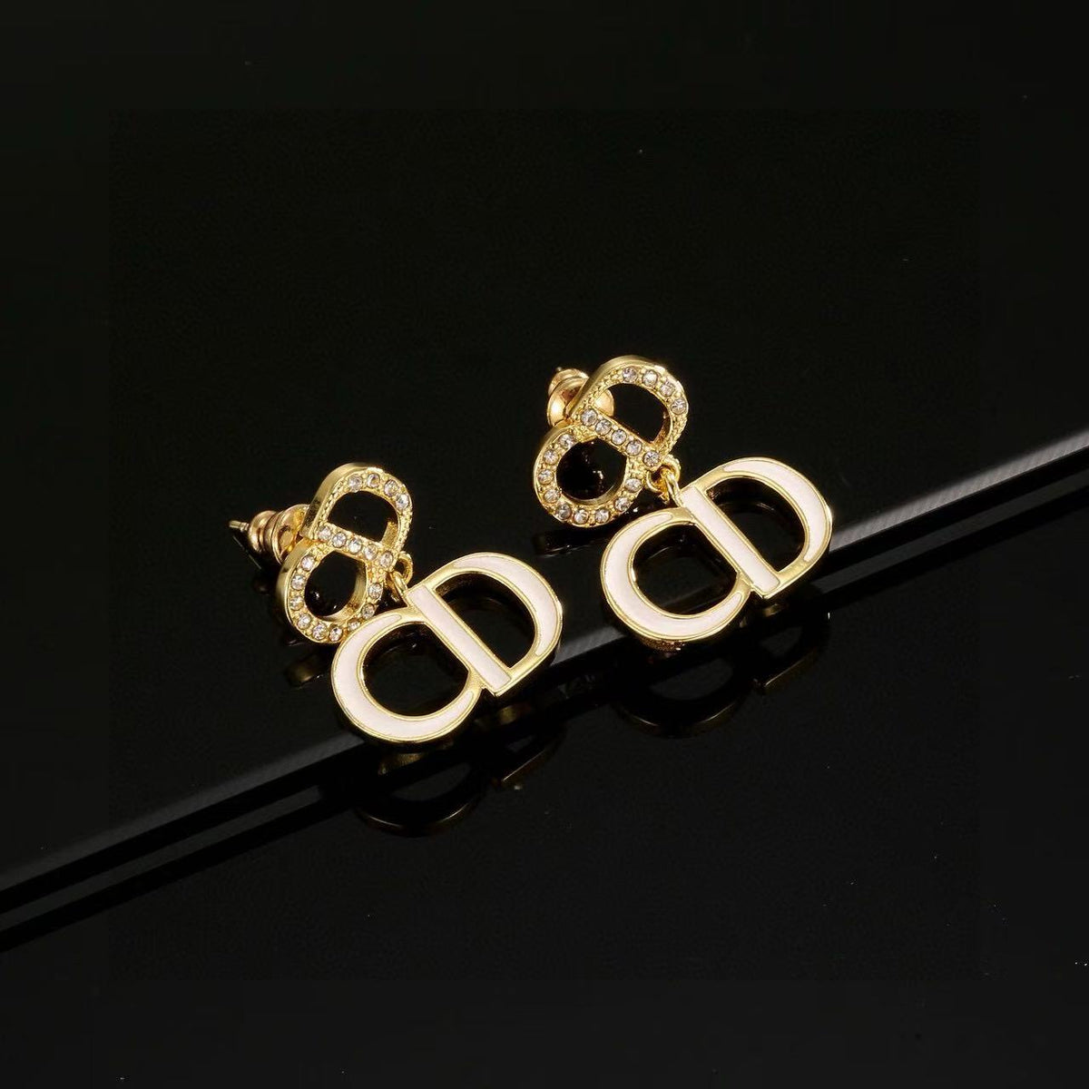 [Aura Jewels]Gold CD Letter Stud Earrings