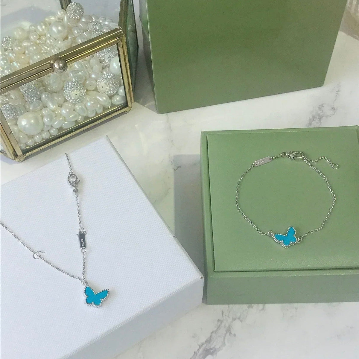 ¡®Aura Jewels¡¯BUTTERFLY TURQUOISE BUTTERFLY BRACELET SILVER