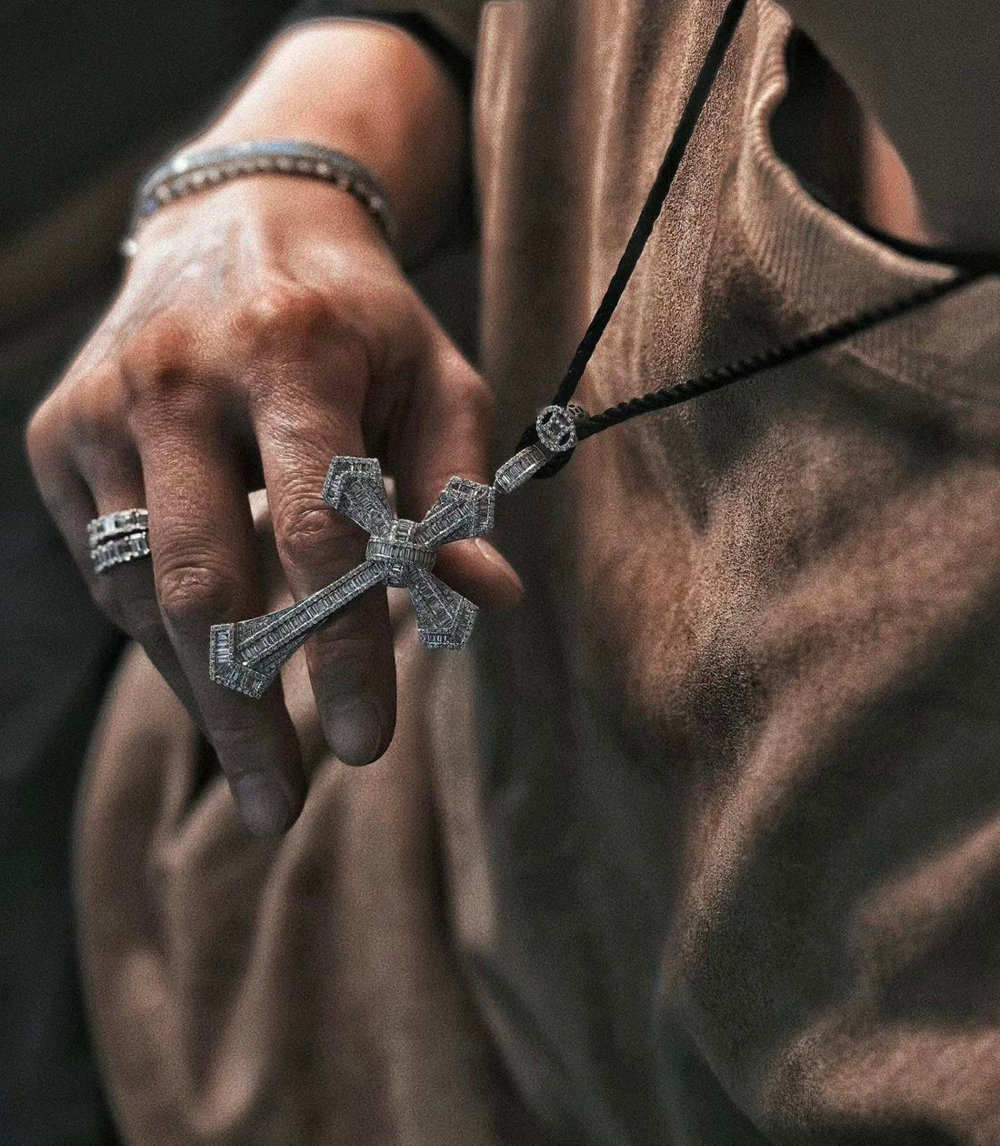 ¡®Aura Jewels¡¯Pave Cross Pendant Necklace