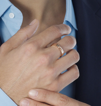 ¡®Aura Jewels¡¯ALLIANCE LIENS VIDENCE 4MM RING