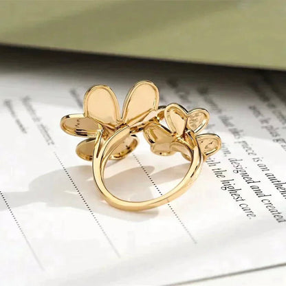 ¡®Aura Jewels¡¯CLOVER COMOS GOLD DIAMOND RING