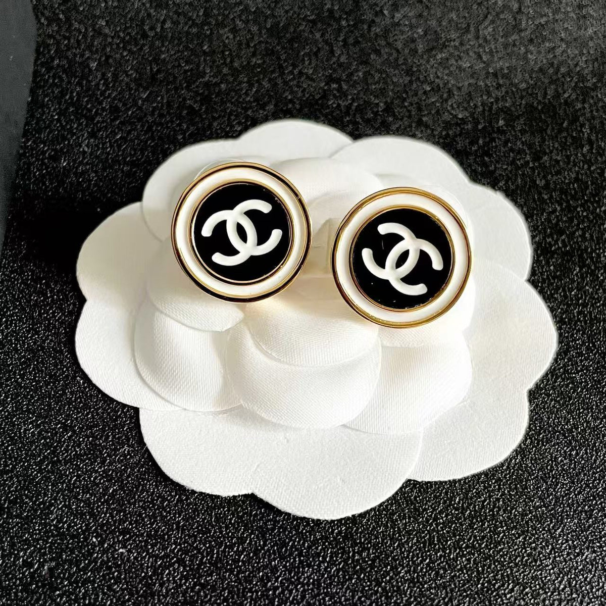 [Aura Jewels]Classic Double C Stud Earrings
