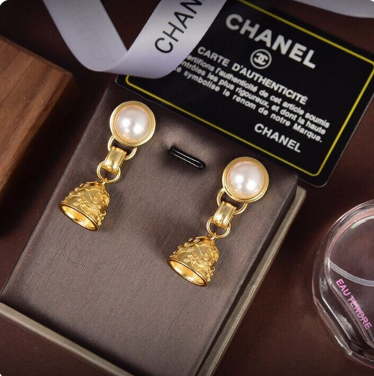 [Aura Jewels]Golden Chanel stud earrings