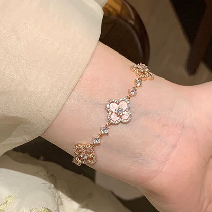 ¡®Aura Jewels¡¯CLOVER 5 MOTIF PINK BLUE RED WHITE BRACELET