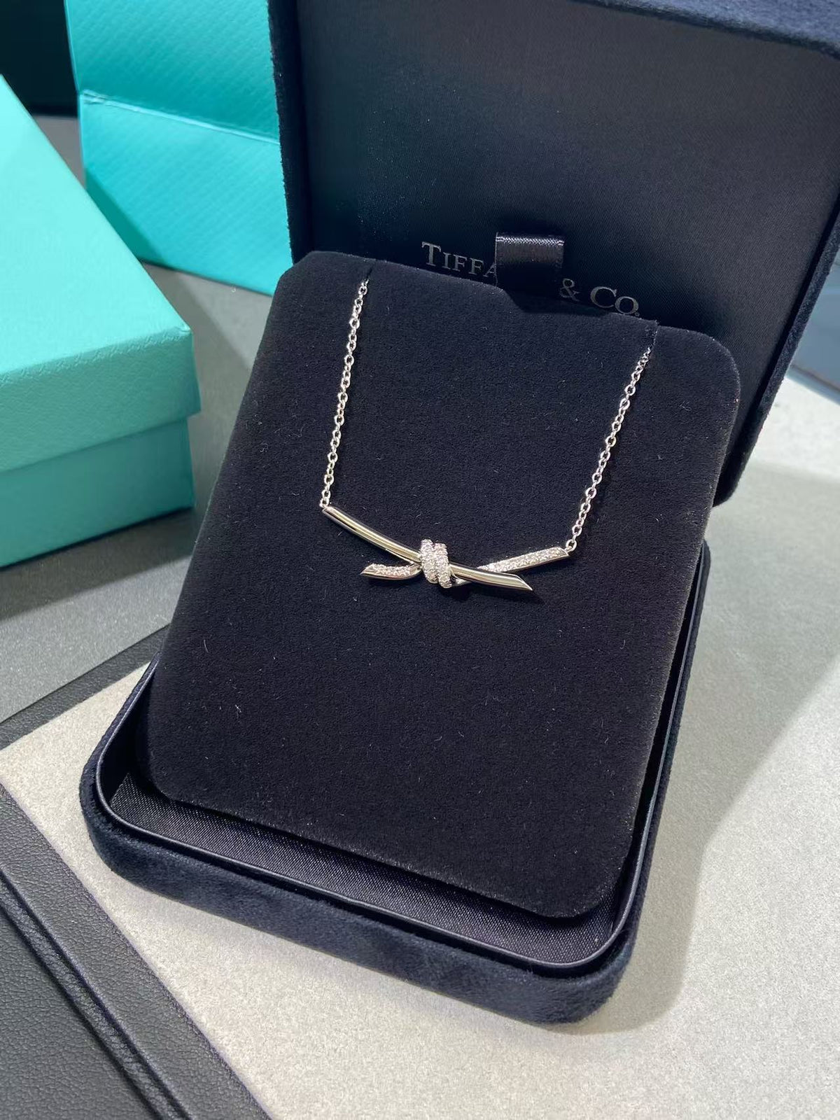 [Aura Jewels]T House Diamond-Studded Knot Necklace