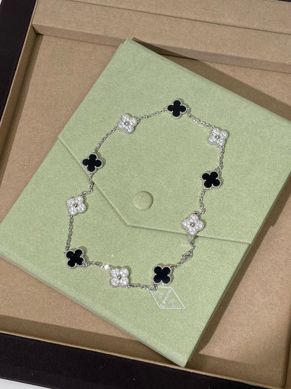 [Aura Jewels] Four-Leaf Clover Ten Elements Panda Diamond Silver Necklace