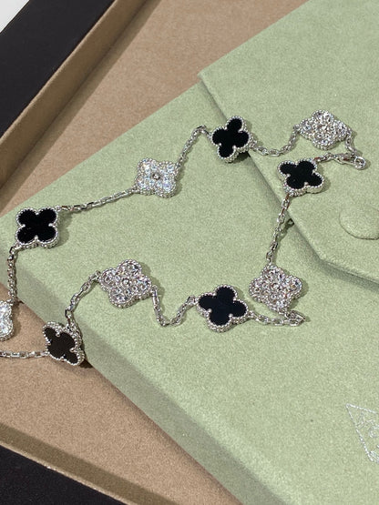 [Aura Jewels] Four-Leaf Clover Ten Elements Panda Diamond Silver Necklace