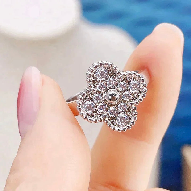 ¡®Aura Jewels¡¯CLOVER DIAMOND RING