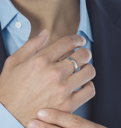 ¡®Aura Jewels¡¯ALLIANCE LIENS VIDENCE 4MM RING