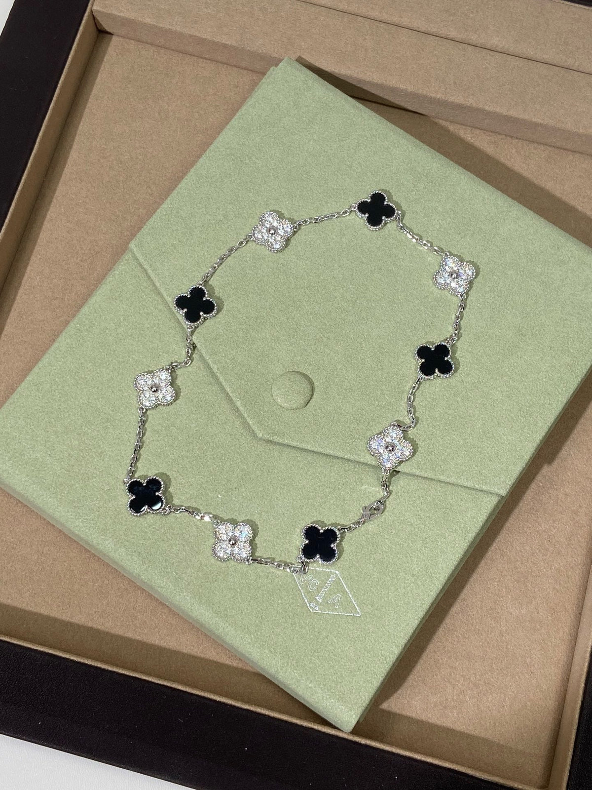[Aura Jewels] Four-Leaf Clover Ten Elements Panda Diamond Silver Necklace