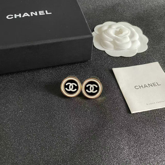 [Aura Jewels]Classic Double C Stud Earrings