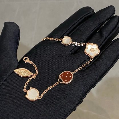 ¡®Aura Jewels¡¯LUCKY SPRING 5 MOTIF BRACELET