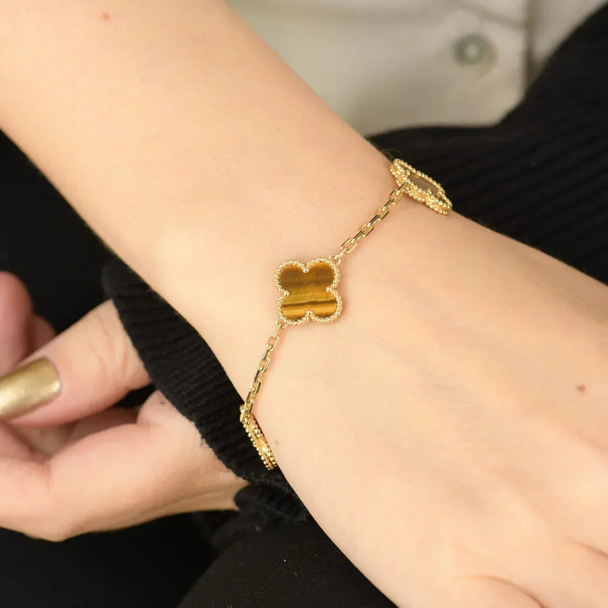 [Aura Jewels]New  CLOVER 5 MOTIFS TIGER EYE BRACELET COLLECTION