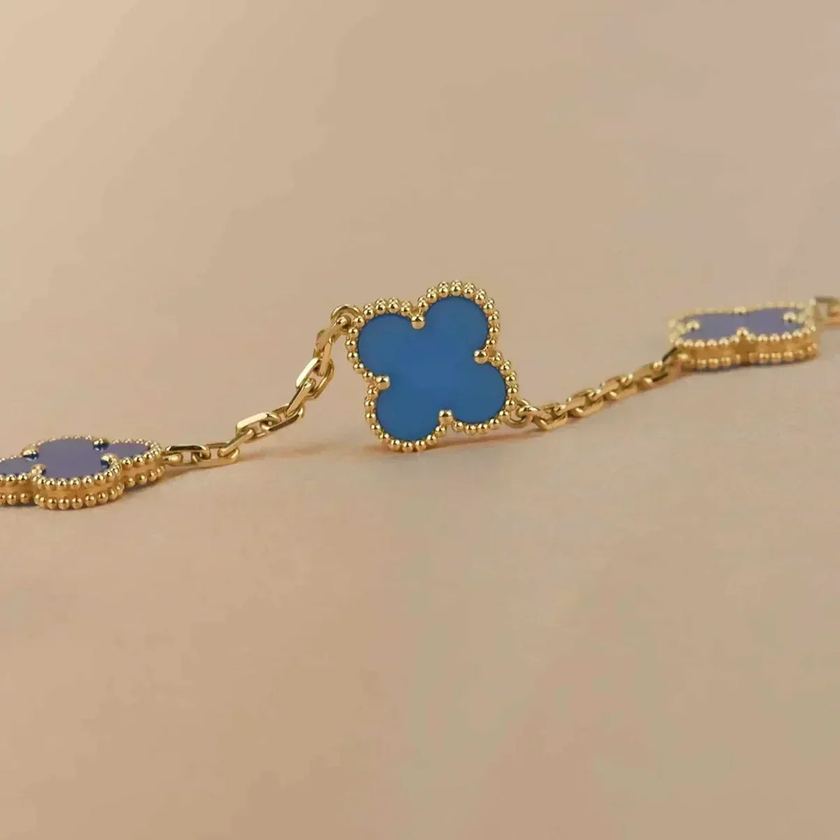 [Aura Jewels]New CLOVER 5 MOTIF BLUE AGATE BRACELET COLLECTION