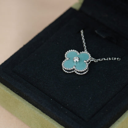 ¡®Aura Jewels¡¯CLOVER 15MM DIAMOND SVRES PORCELAIN  NECKLACE SILVER