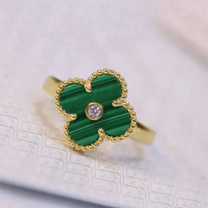 ¡®Aura Jewels¡¯CLOVER MALACHITE RING GOLD DIAMOND