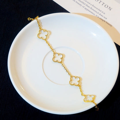 [Aura Jewels]New CLOVER 5 MOTIF ROCK CRYSTAL BRACELET