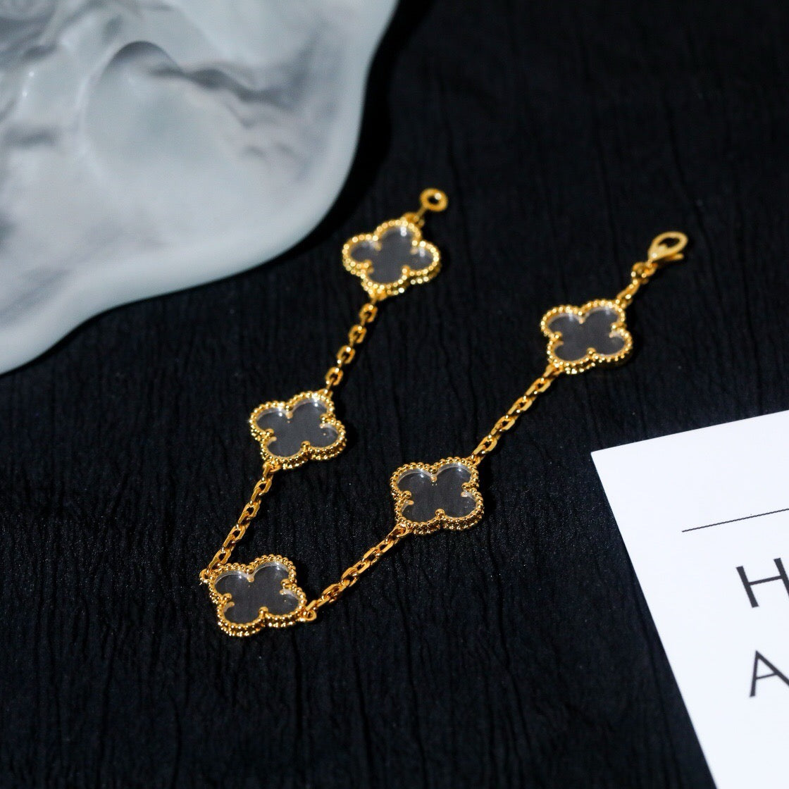 [Aura Jewels]New CLOVER 5 MOTIF ROCK CRYSTAL BRACELET