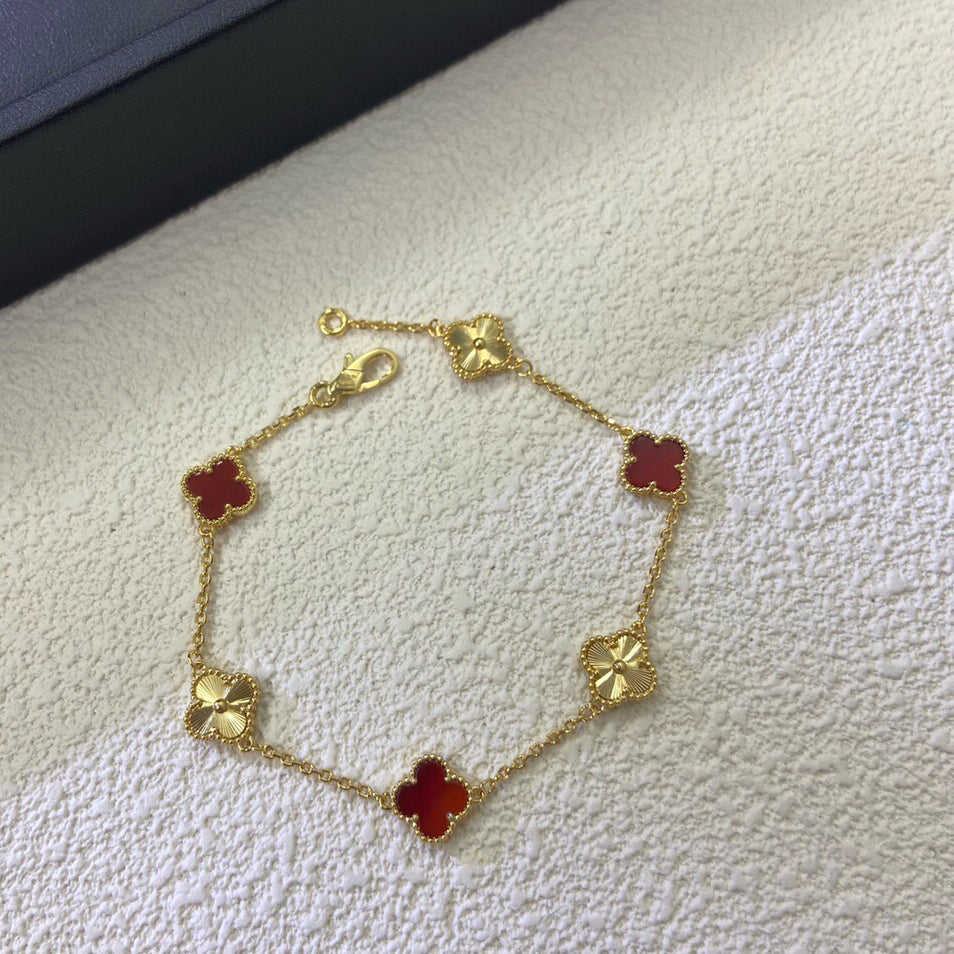 [¡®Aura Jewels¡¯]CLOVER 6 MOTIF RED AGATE LASER BRACELET