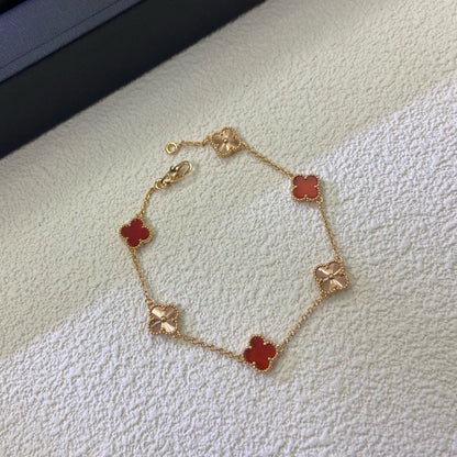 [¡®Aura Jewels¡¯]CLOVER 6 MOTIF RED AGATE LASER BRACELET