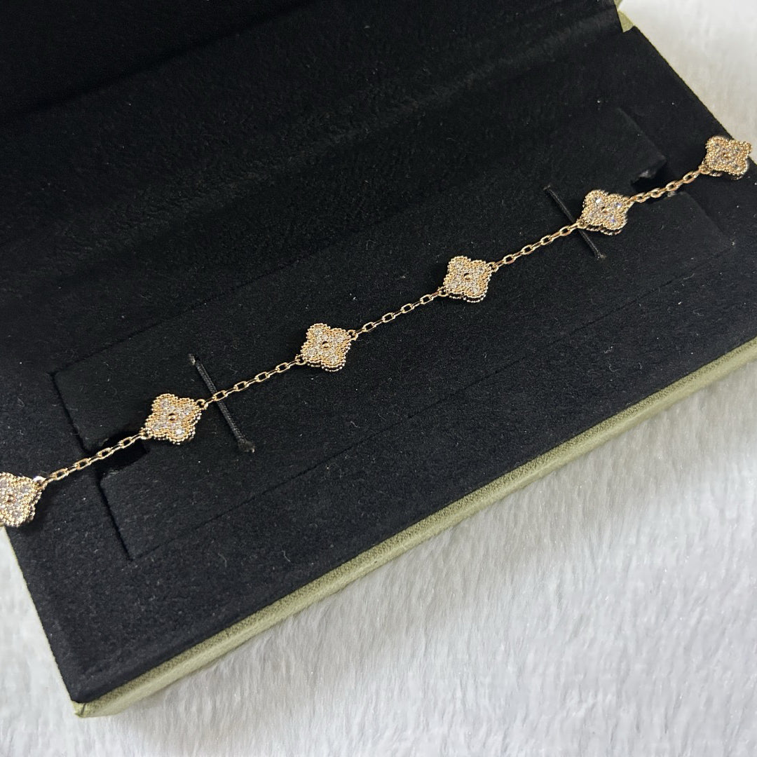 [Aura Jewels]New CLOVER 6 MOTIF DIAMOND BRACELET