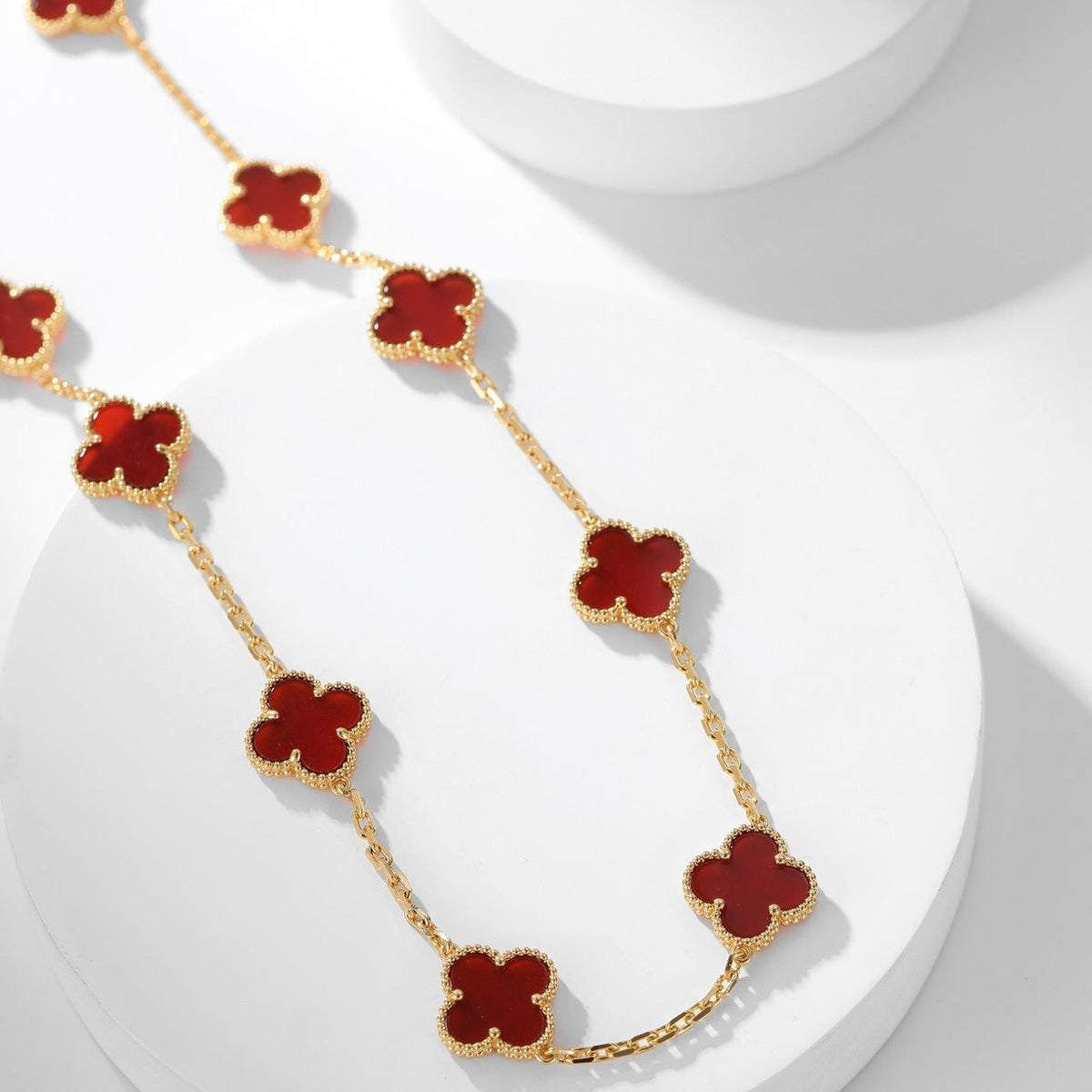 ¡®Aura Jewels¡¯CLOVER 10 MOTIFS CARNELIAN NECKLACE