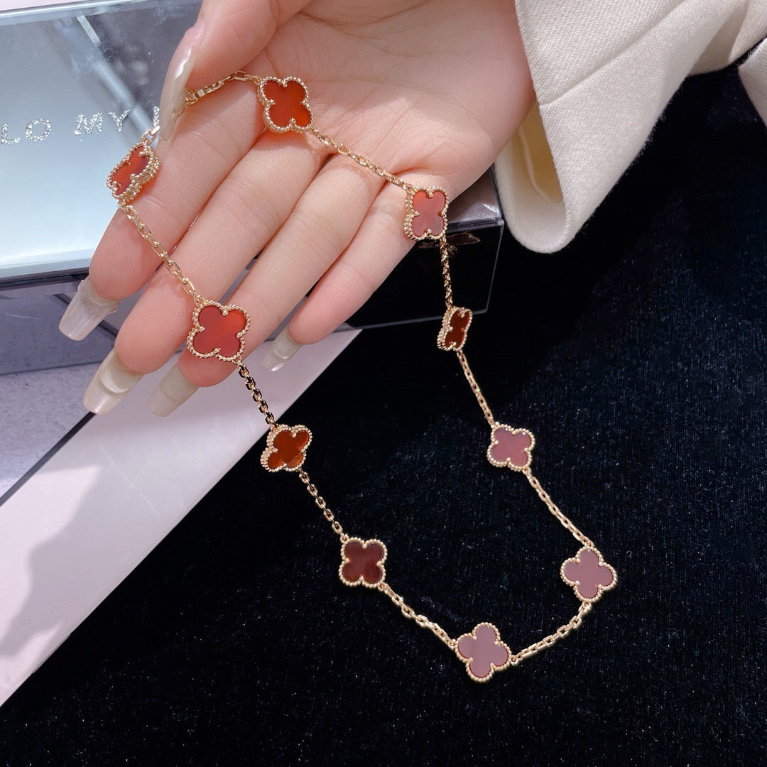 ¡®Aura Jewels¡¯CLOVER 10 MOTIFS CARNELIAN NECKLACE