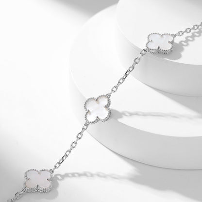 ¡®Aura Jewels¡¯CLOVER 10 MOTIFS WHITE MOTHER OF PEARL NECKLACE