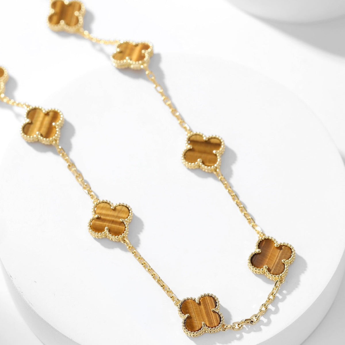 ¡®Aura Jewels¡¯CLOVER 10 MOTIFS TIGER EYE NECKLACE