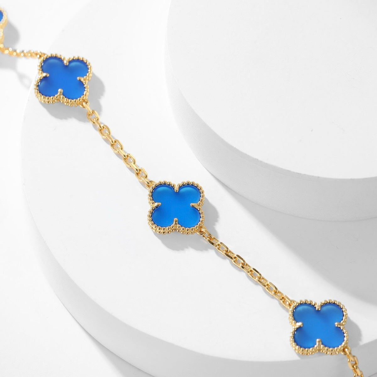 ¡®Aura Jewels¡¯CLOVER 10 MOTIFS BLUE AGATE NECKLACE
