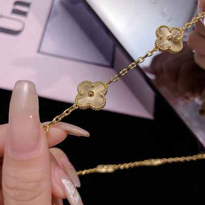 ¡®Aura Jewels¡¯CLOVER 10 MOTIFS LASER NECKLACE