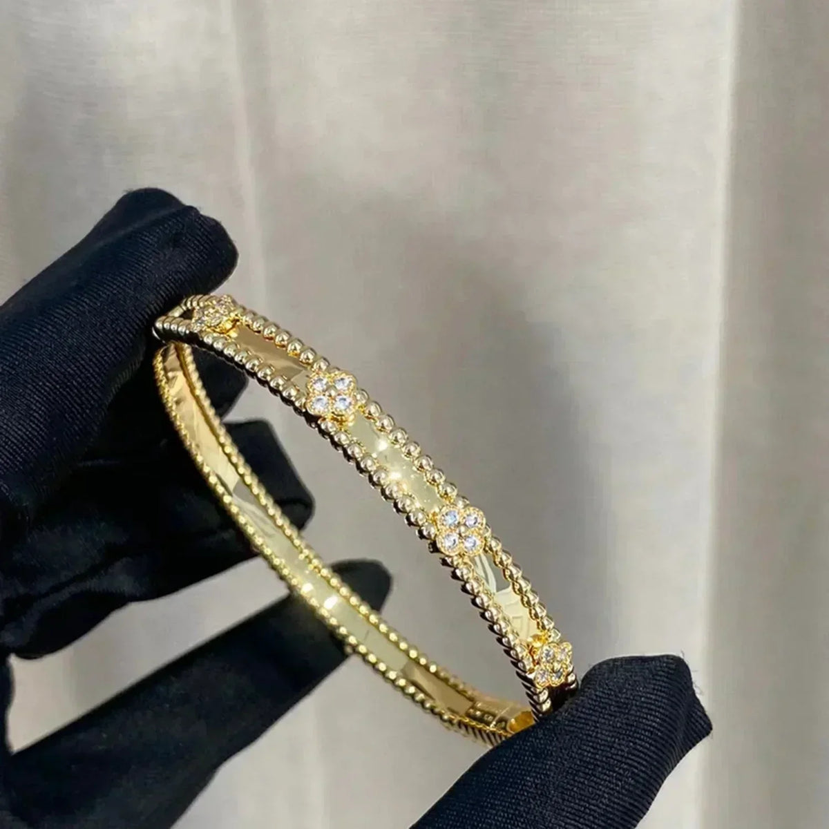 ¡®Aura Jewels¡¯CLOVER BRACELET 4MM DIAMONDS