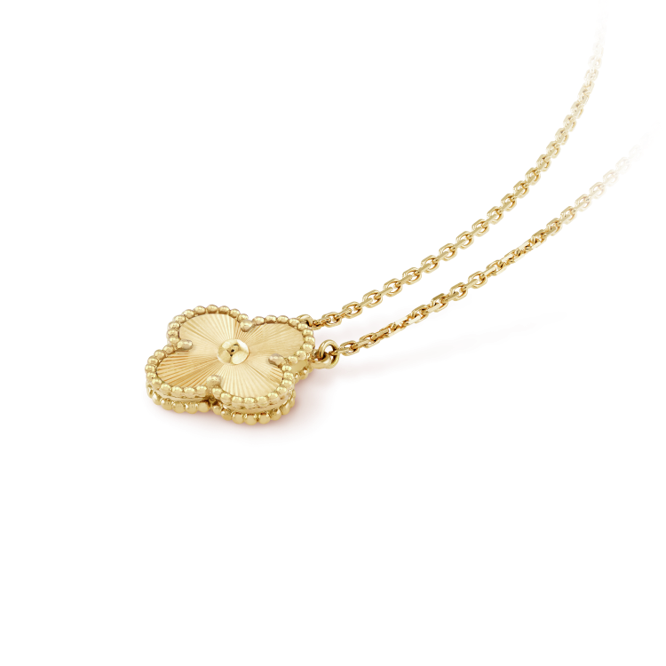 ¡®Aura Jewels¡¯CLOVER 15MM LASER NECKLACE