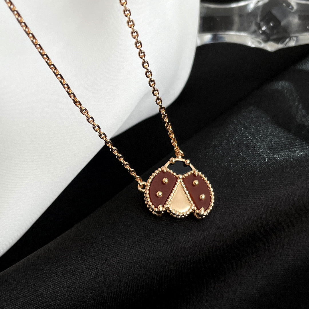 ¡®Aura Jewels¡¯LUCKY  CARNELIANS LADYBUG NECKLACE